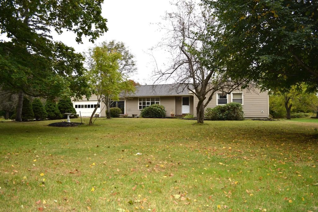 24 Elm St, Franklin