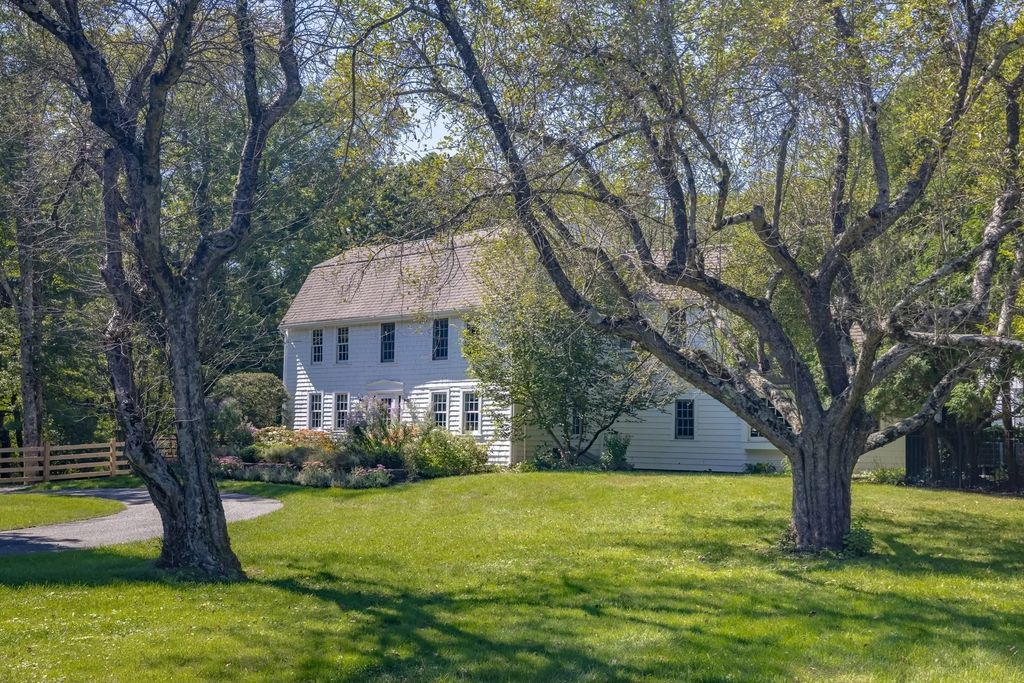 60 Washington St, Sherborn