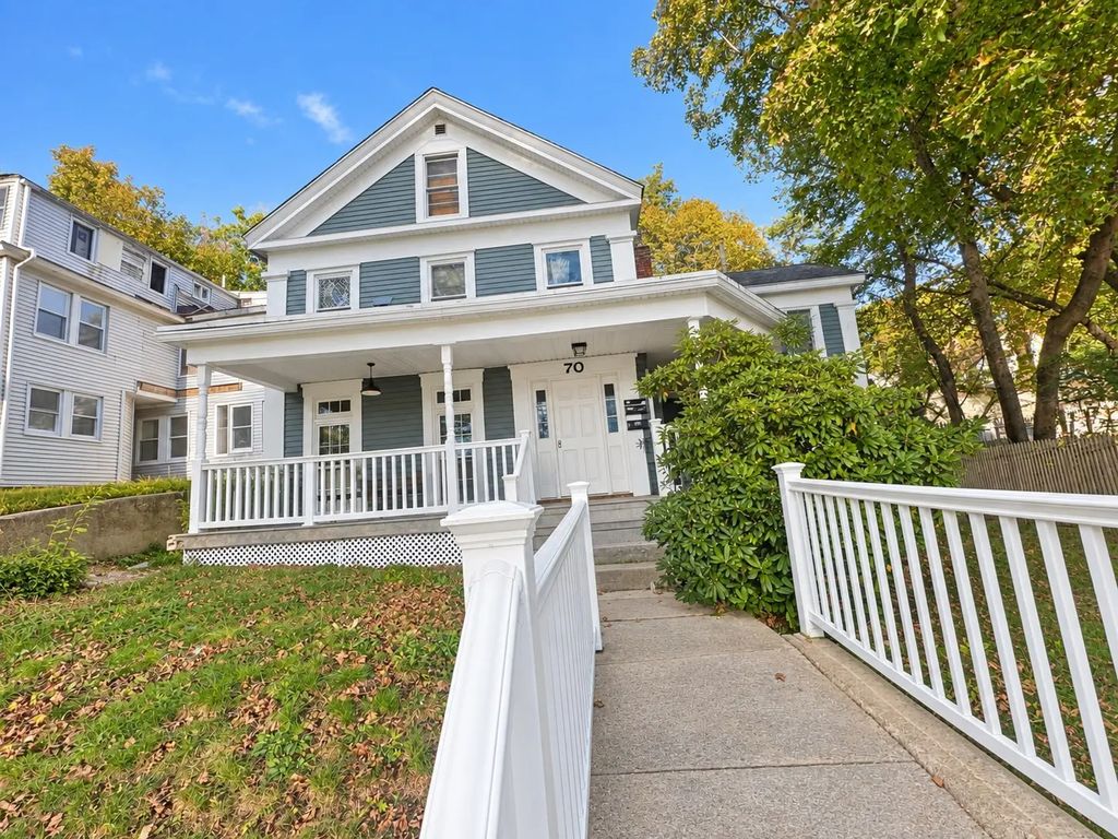 70 Prichard St, Fitchburg