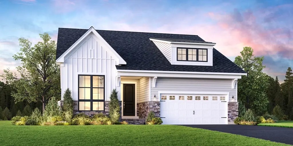 80 Kestrel Heights #40, Plymouth