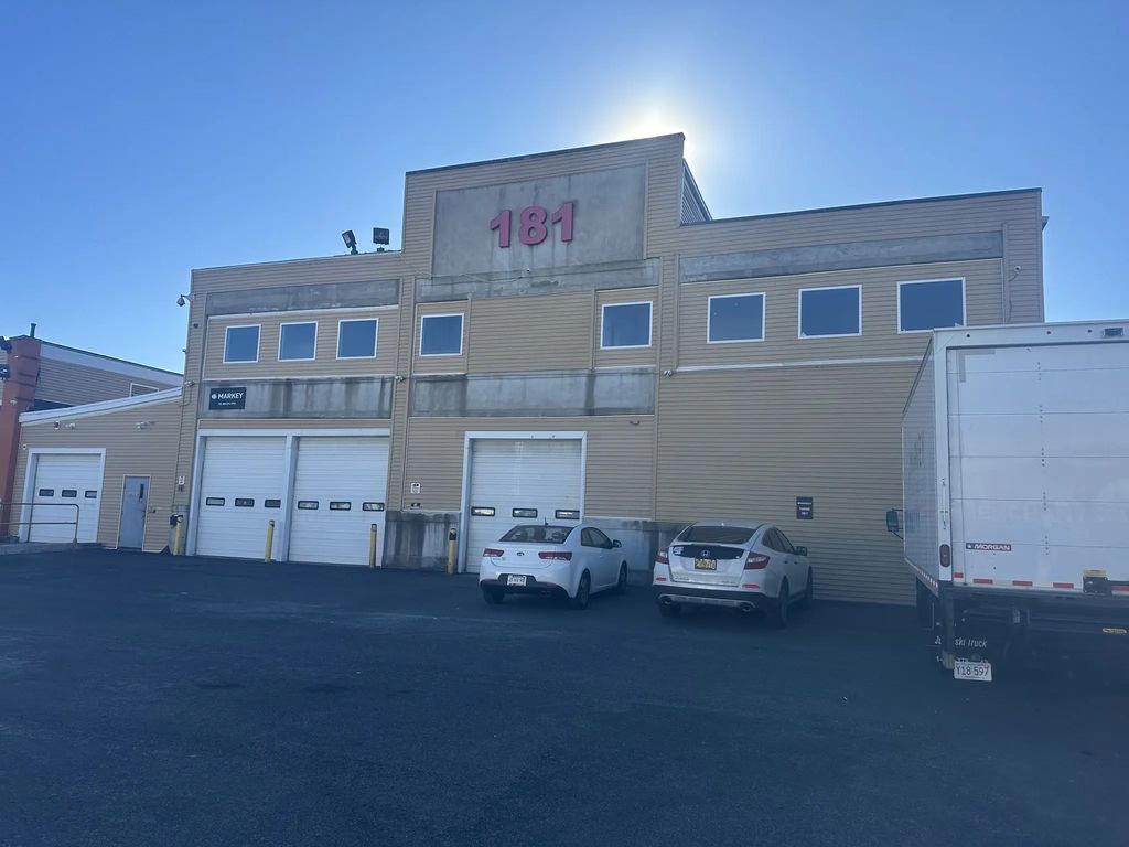 181 Old Colony Ave #a, Boston