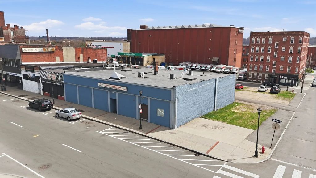 434-440 High St, Holyoke