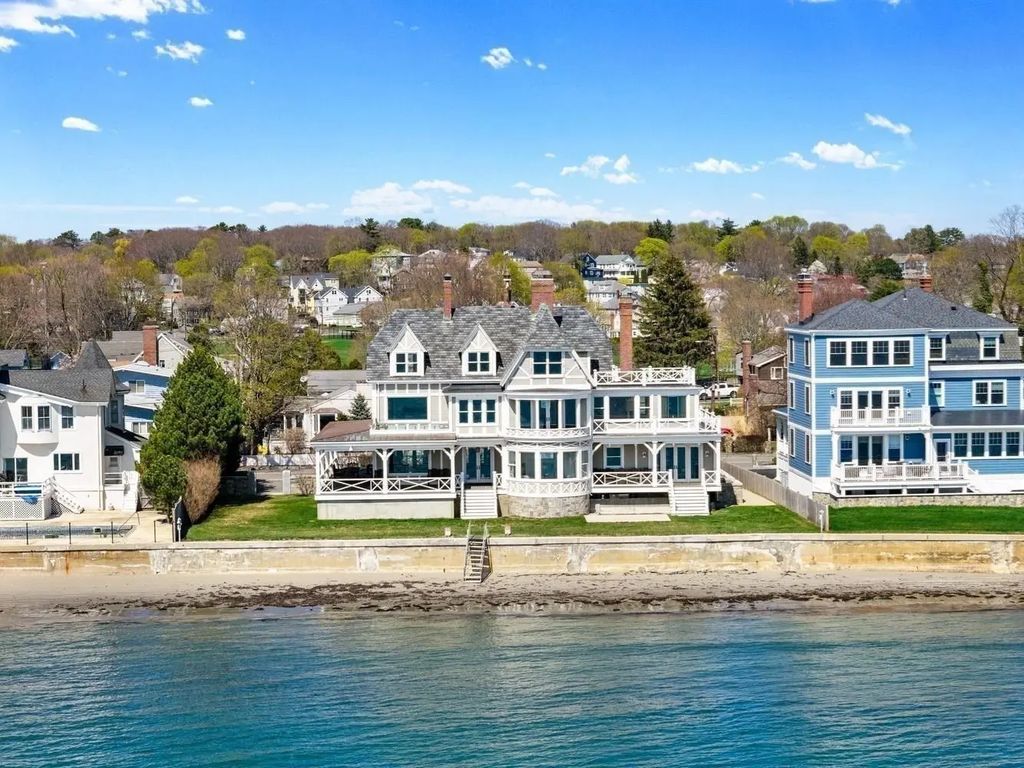 251 Puritan Road, Swampscott