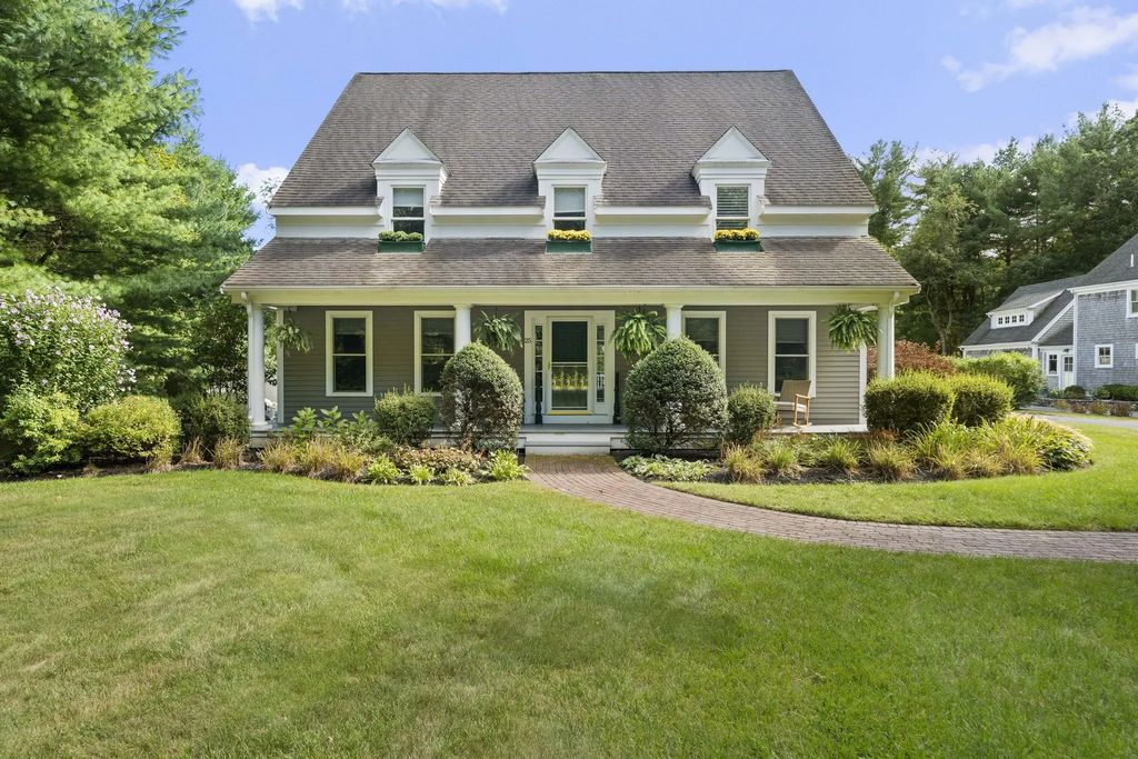 25 School St, Marshfield