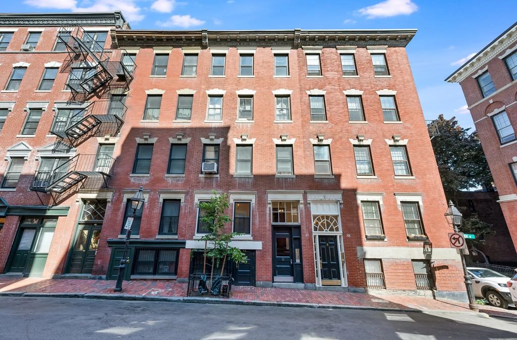 11 Revere St #1, Boston