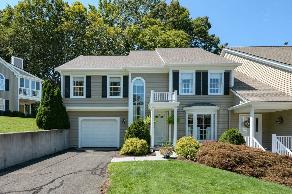 12 Windpath E #12, West Springfield