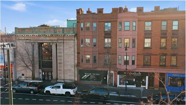 1343 Beacon St, Brookline