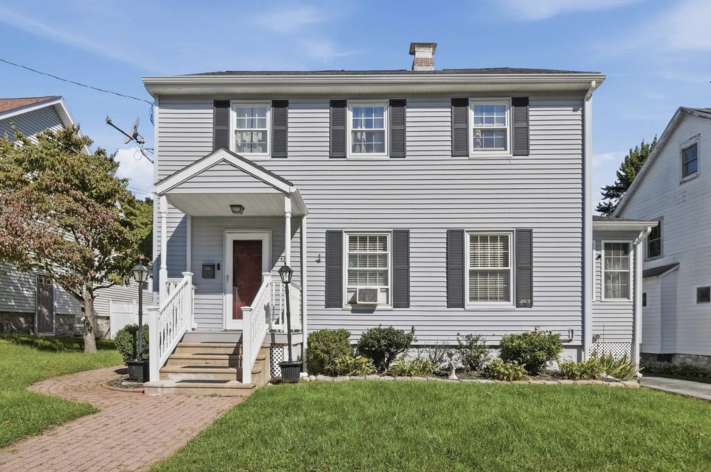 43 Klebart Avenue, Webster