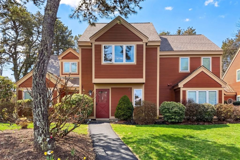 27 Billington Ln #27, Brewster