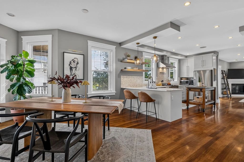 48 Sawyer #1, Boston