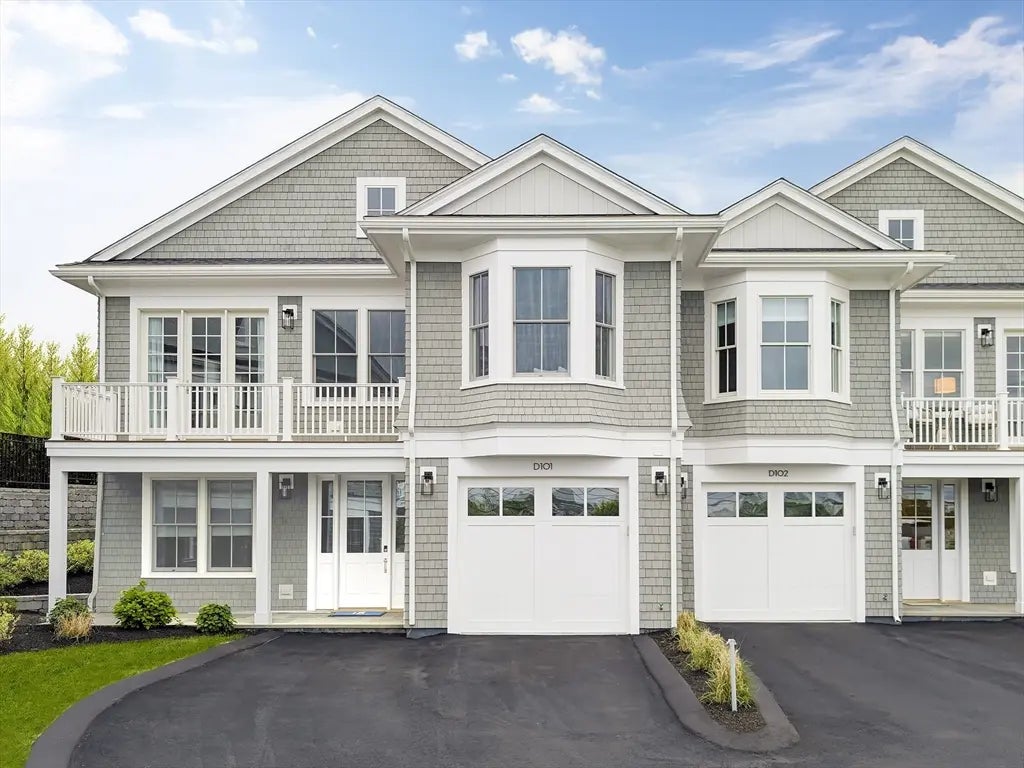 533 Woods Hole Rd #d101, Falmouth