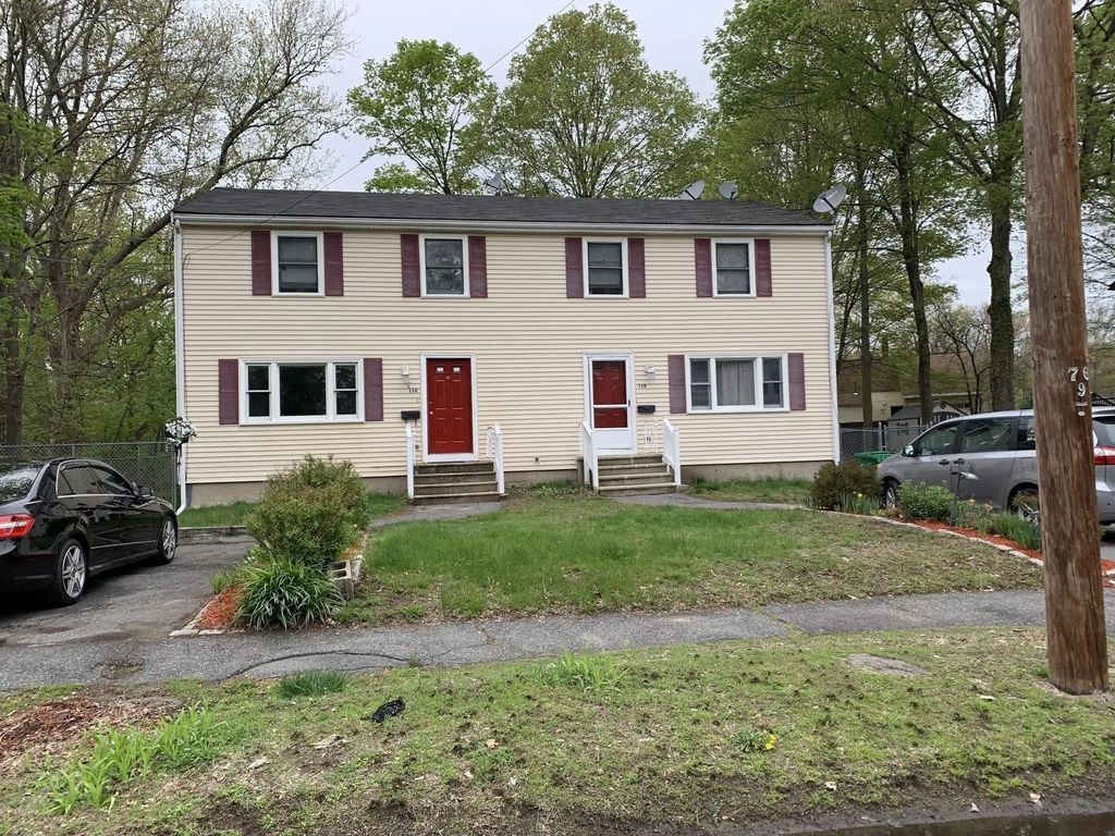 116 Central Street #116, Ashland
