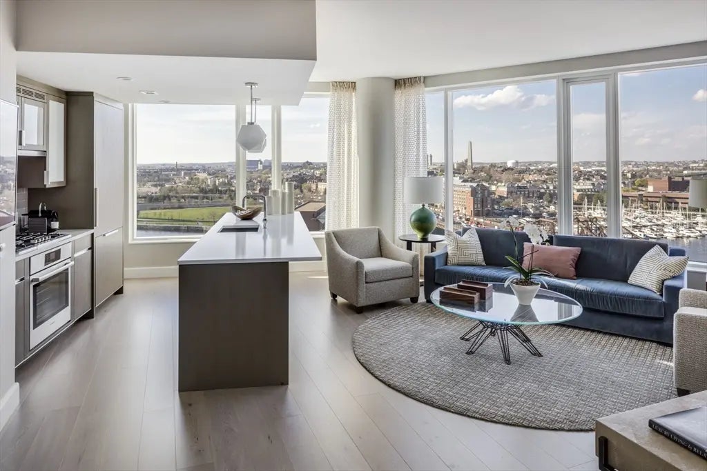 100 Lovejoy Wharf #ph3e, Boston