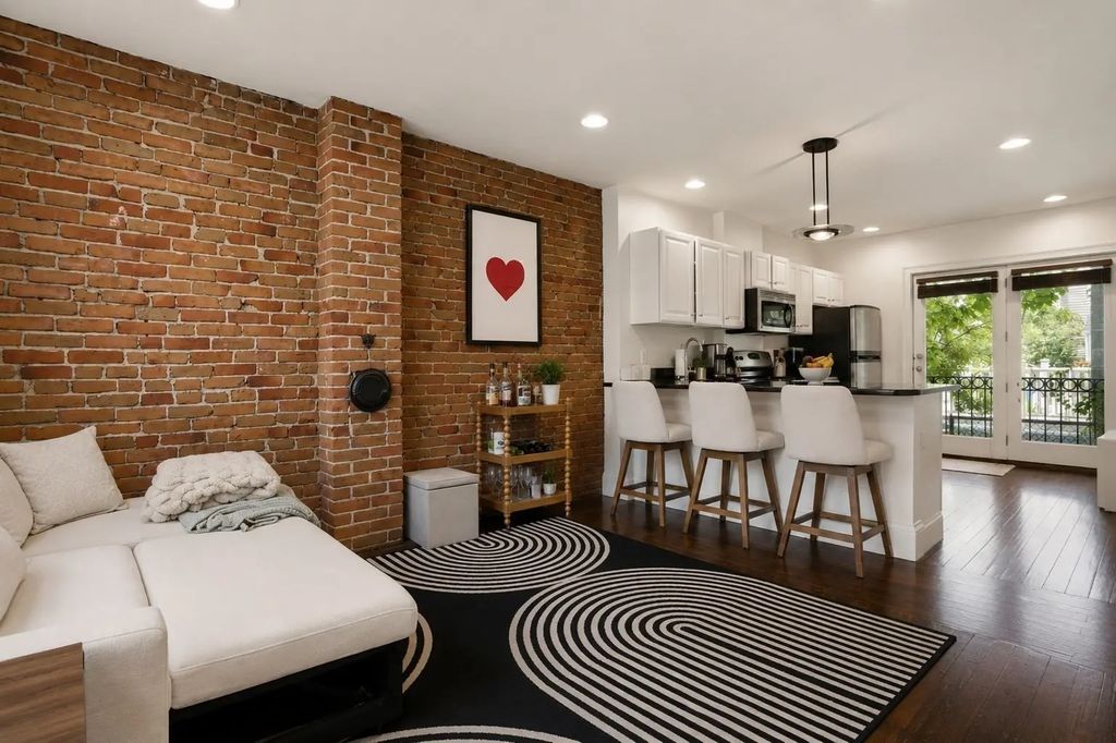 169 K St #1, Boston