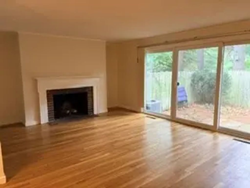 7 Bethel Road #8, Wellesley