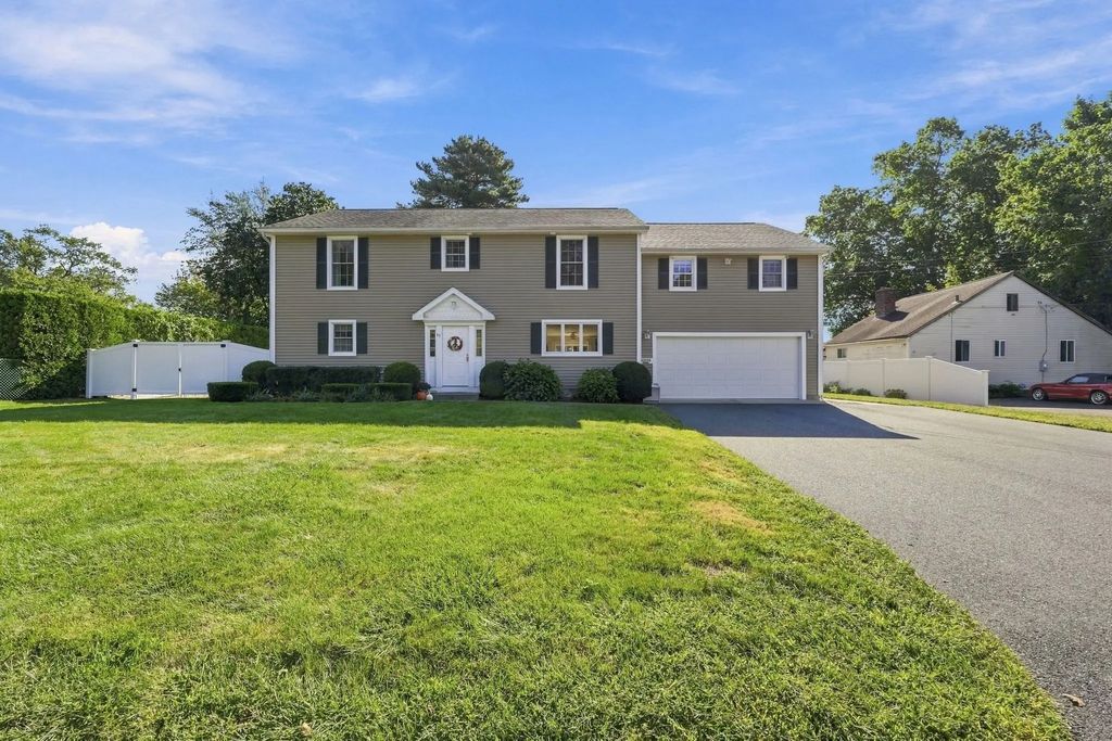 63 Autumn St, Agawam