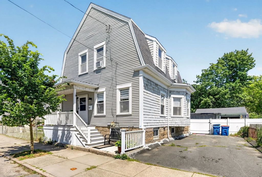 216 Cedar Street, New Bedford