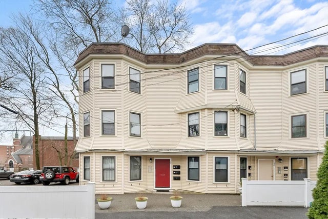 18 Atwood Square #3, Boston