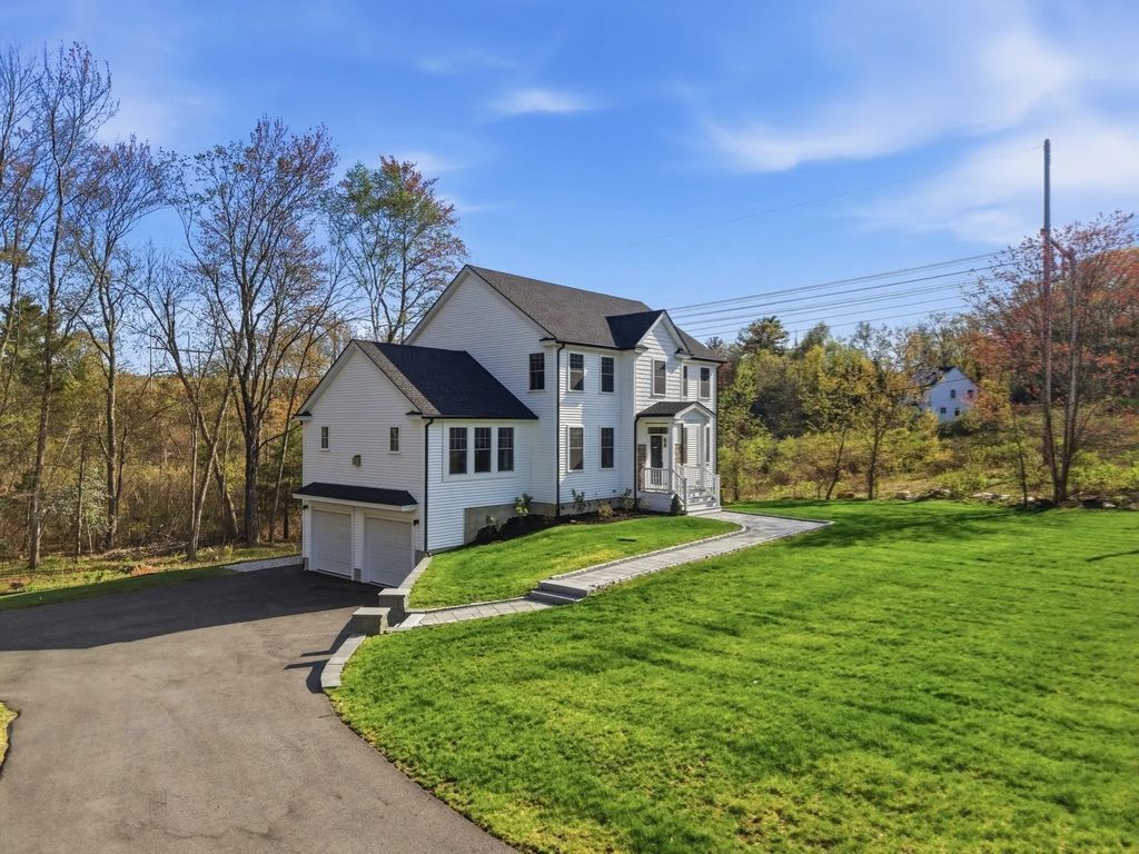 1 Smith Rd, Sutton