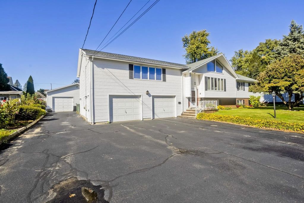 92 Truro Street #b, Chicopee