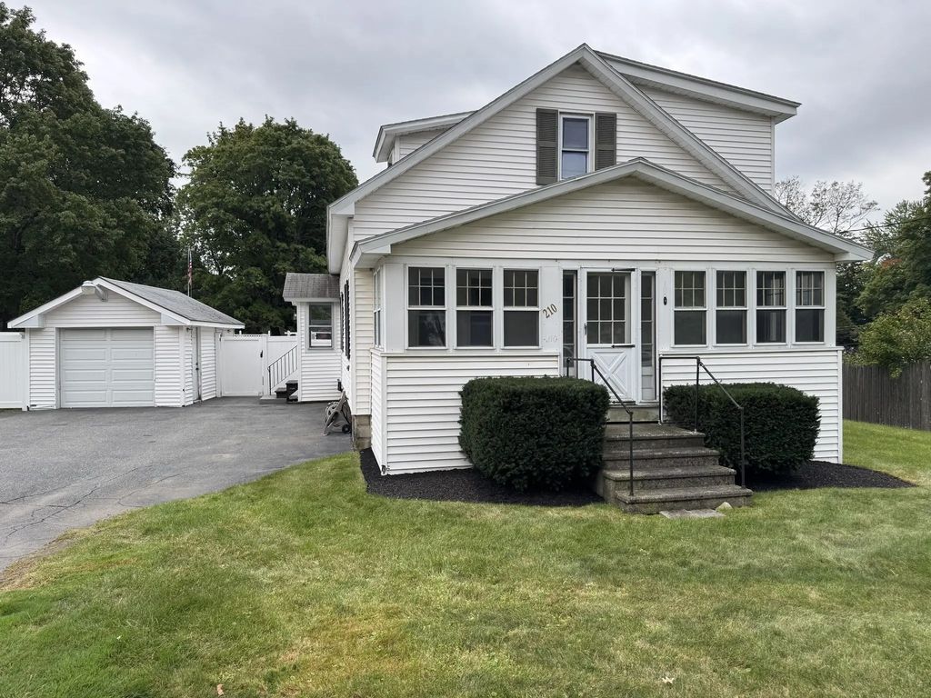 210 Main St, Shrewsbury