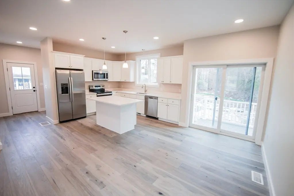 174 Wareham St, Marion