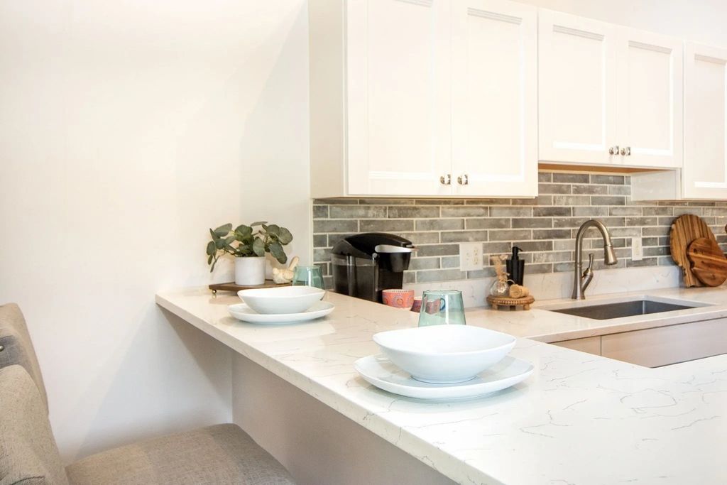 599 Washington St #9, Pembroke