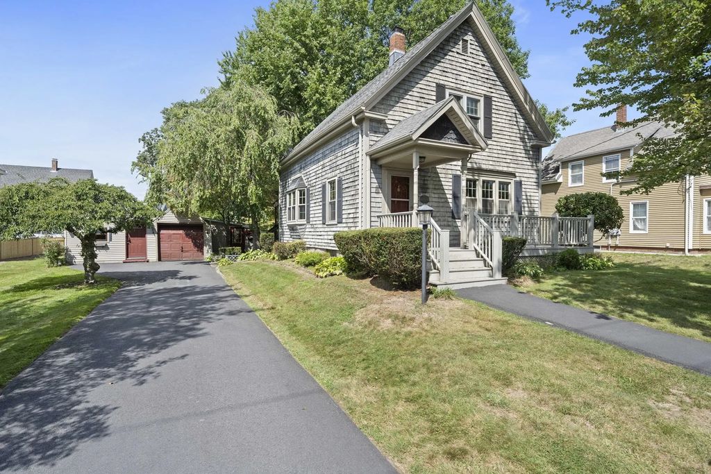 109 West Water St, Rockland