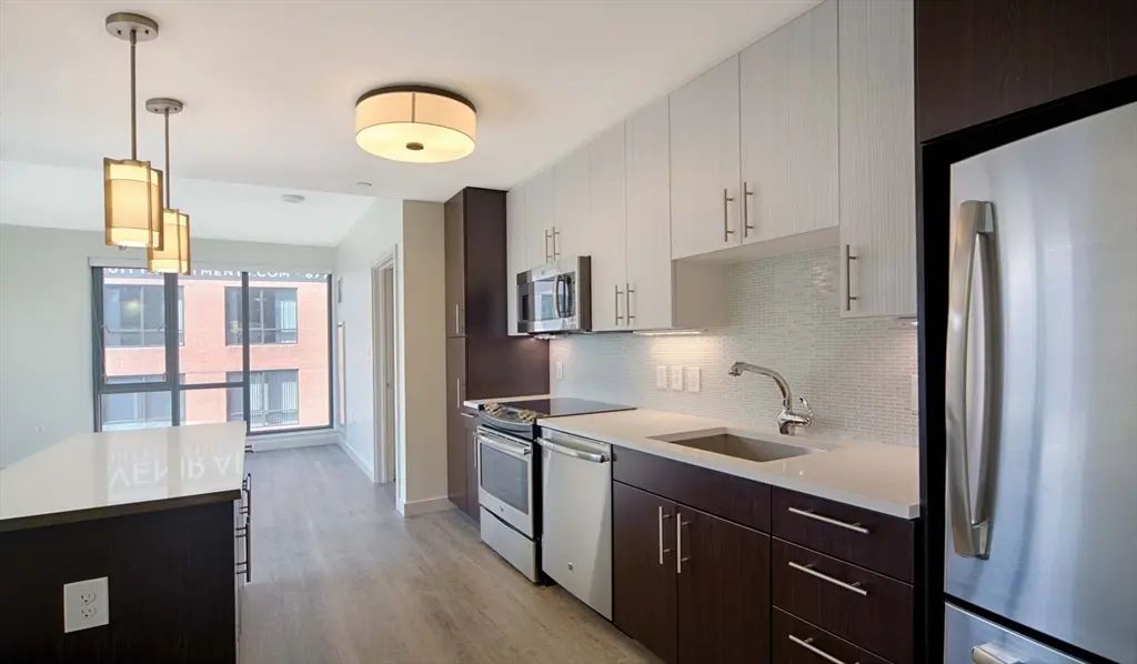 1 Canal St. #1038, Boston