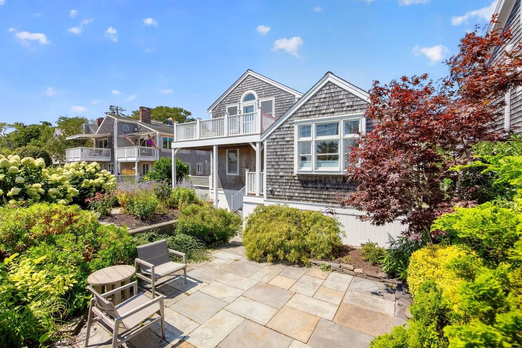 8d Commercial Street #unit A, Provincetown
