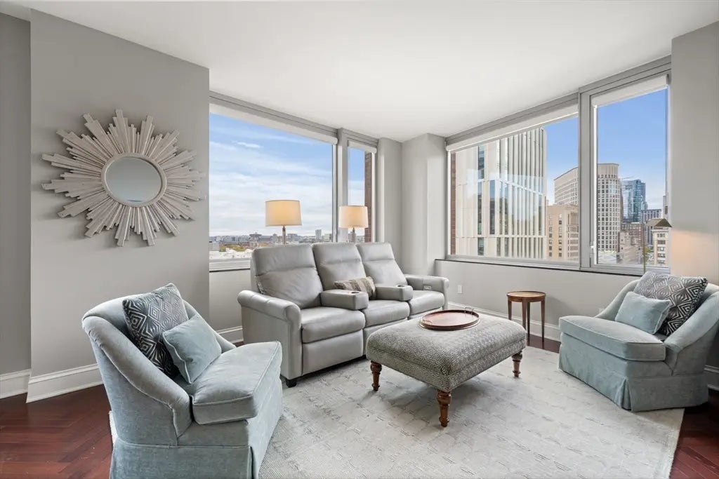 1 Charles St South #1110, Boston