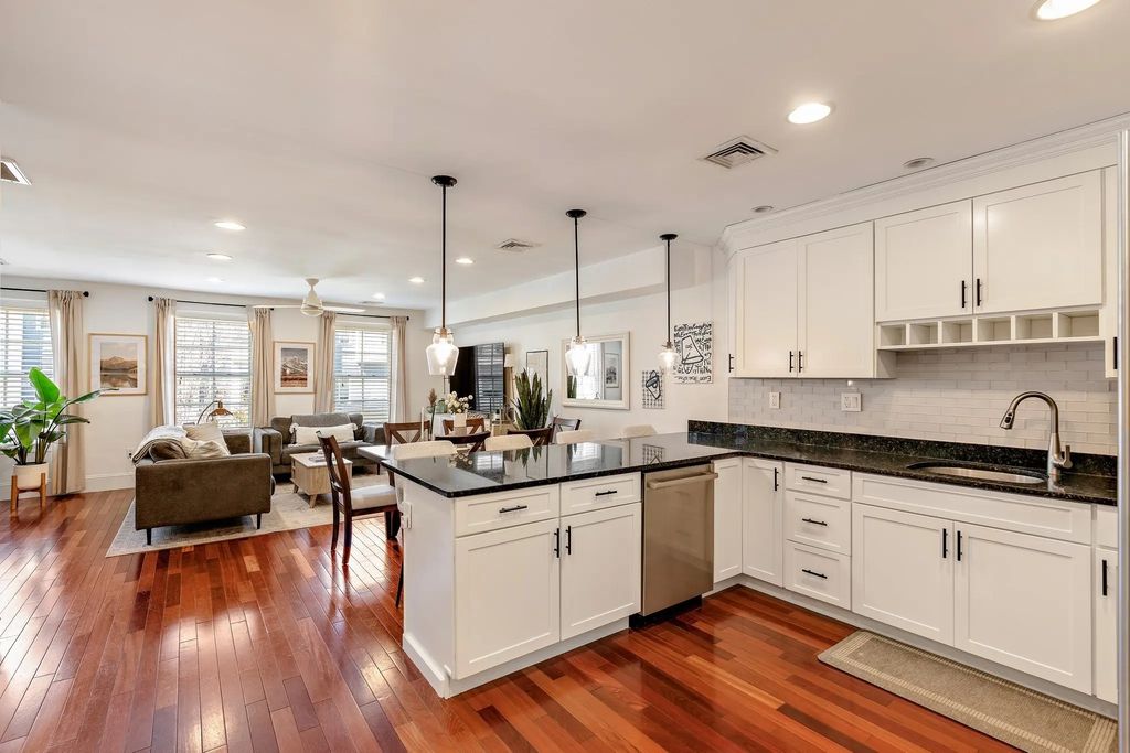 107 Liverpool St #2, Boston