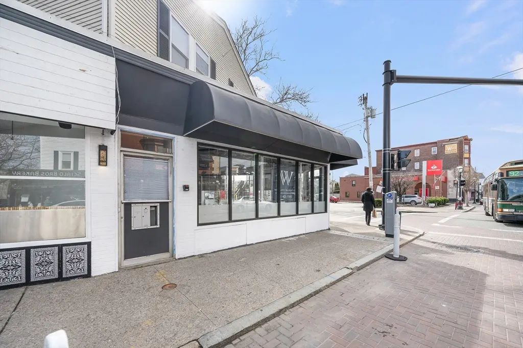 262 Atwells Ave, Providence