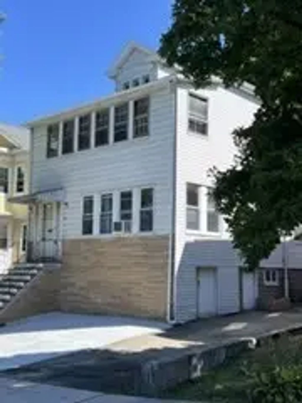 269 Alewife Brook Pkwy #2, Somerville