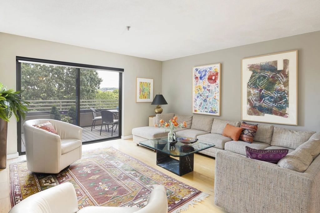 199 Coolidge Avenue #307, Watertown