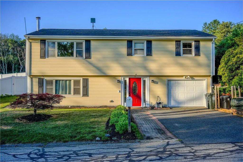 150 Coolidge St, Swansea