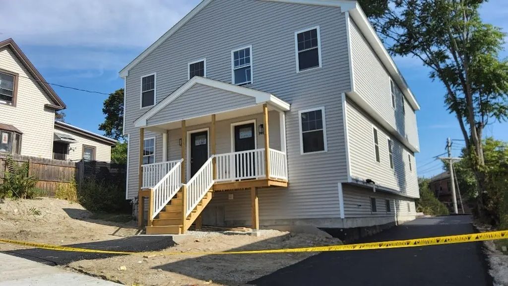 141-143 Hancock Street, Lawrence