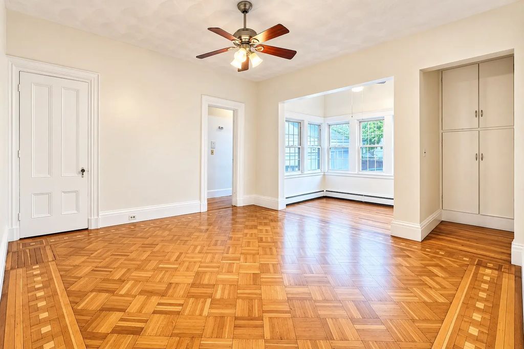229 Jackson St #1, Lawrence