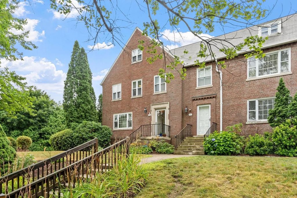 5 Walnut #5a, Devens