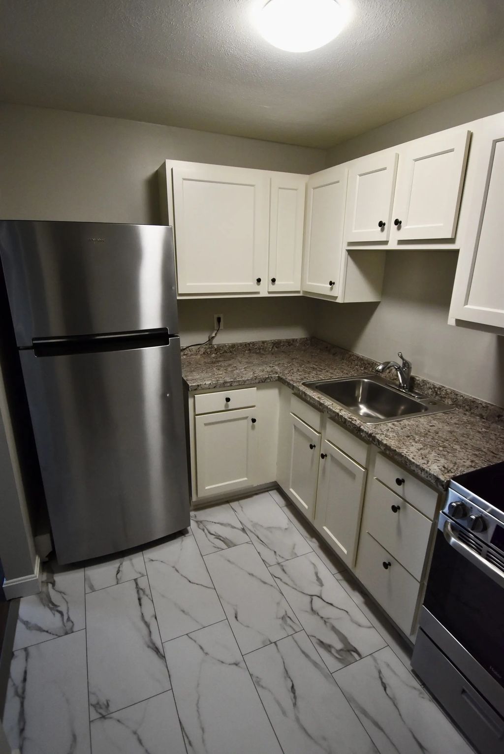 8 Flume Rd #4, Beverly