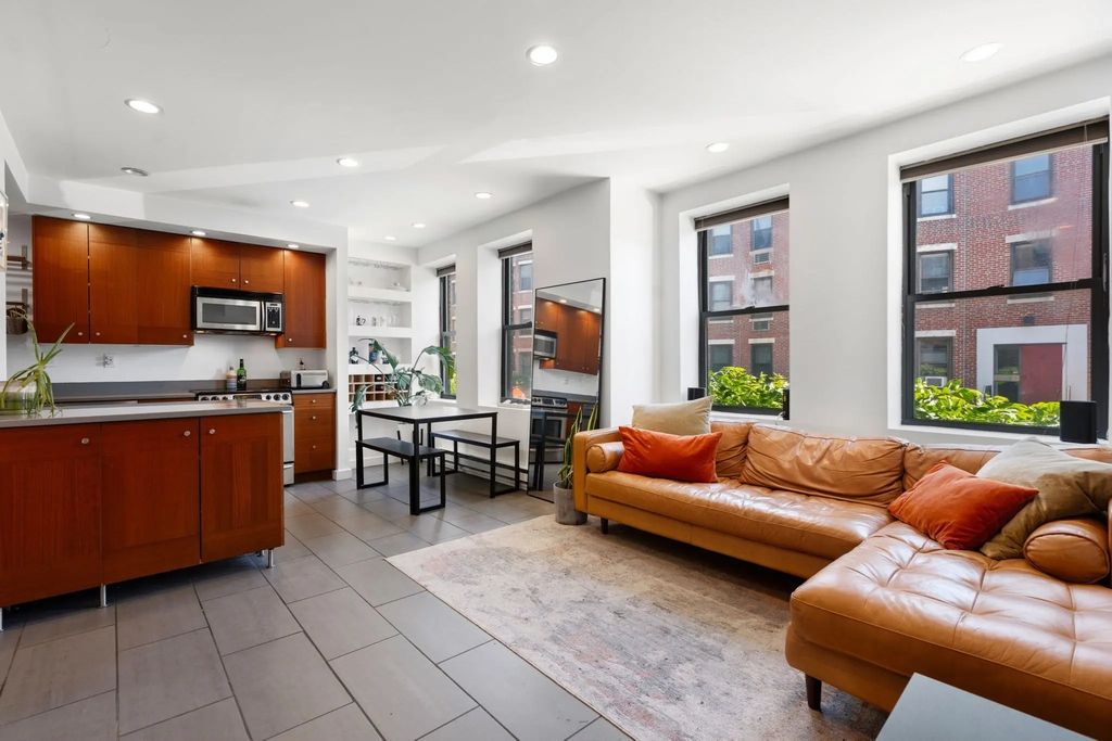 7 Cypress Rd #702, Boston