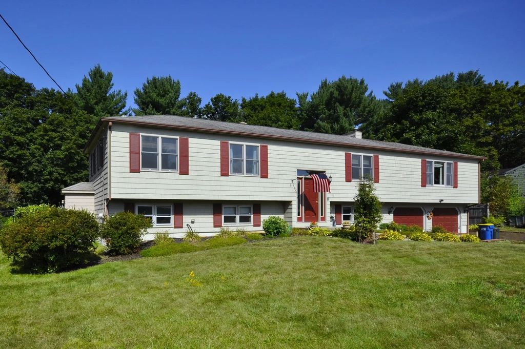 32 Brenda Ave, East Bridgewater