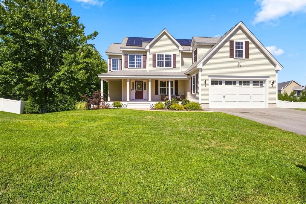 37 Bacon Street, Pepperell