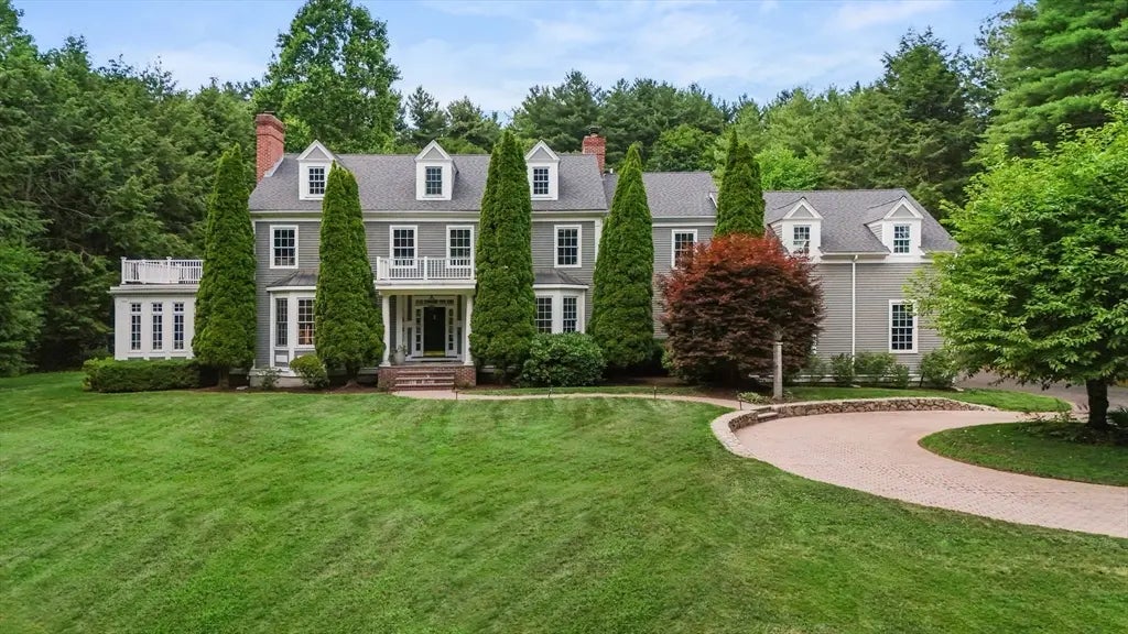 74 Old Connecticut Path, Wayland