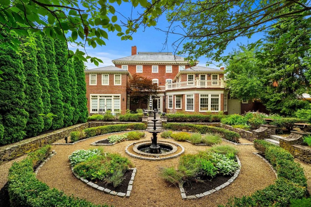 19 Federal St, Newburyport