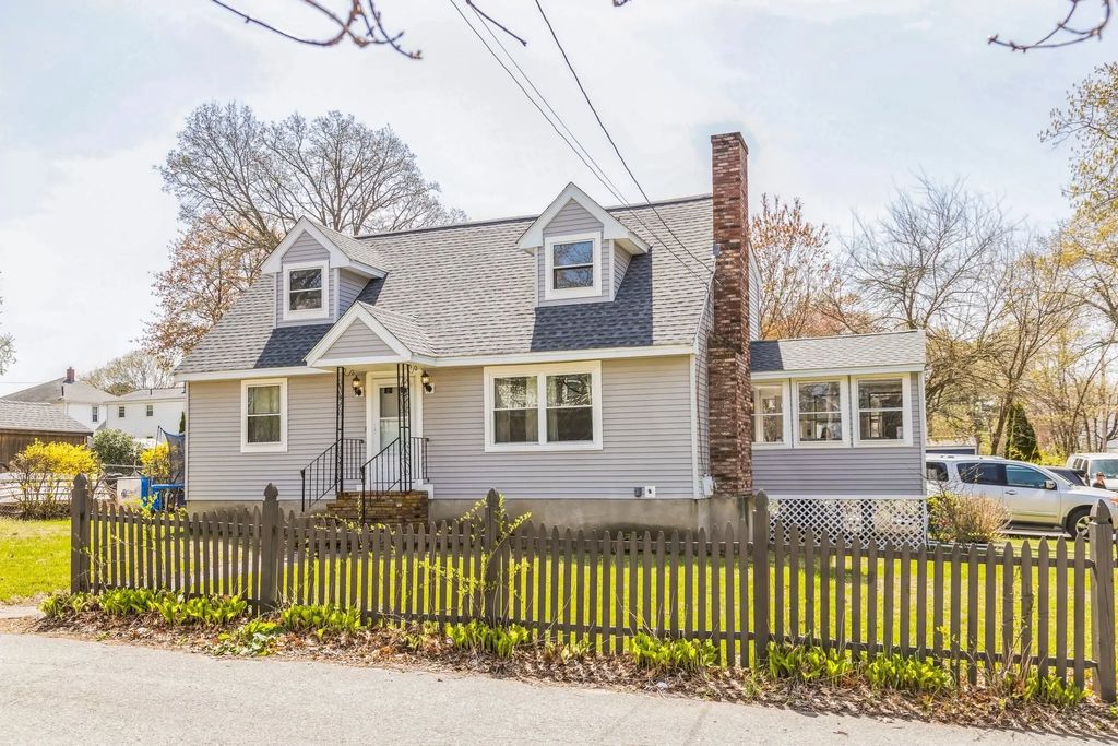 14 Greenville St, Billerica
