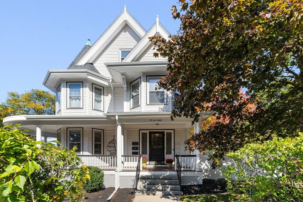 48 Elm Street, Stoneham