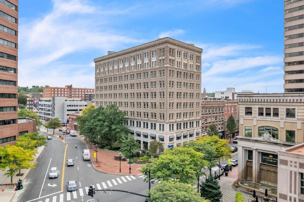 1387-1391 Main St #110, Springfield
