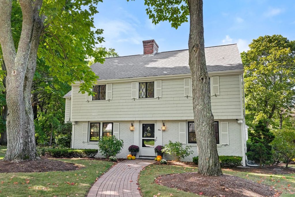 1 Overlook Way, Winchester