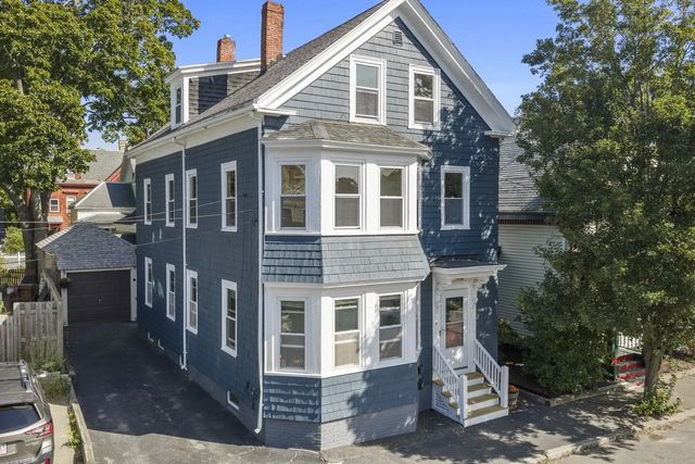 5 Willow Ave, Salem